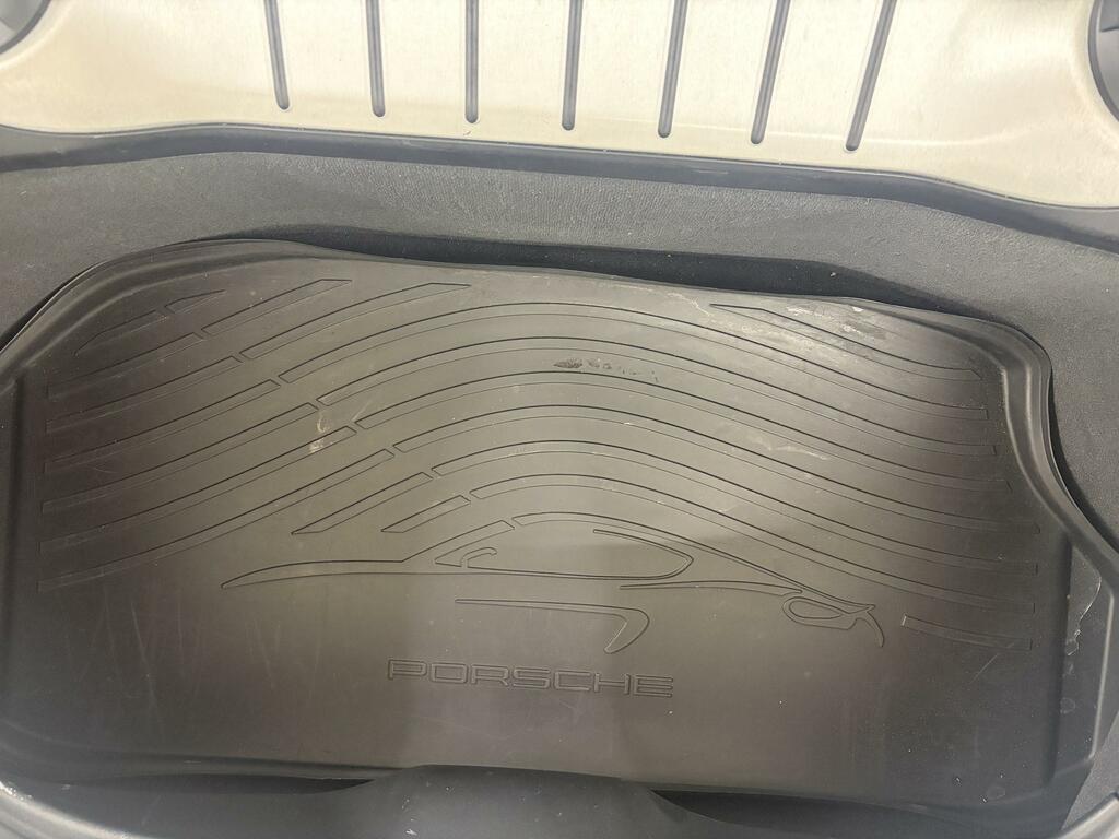 Porsche Cayman 981 Gt4 Euro 6 2-Door White #21