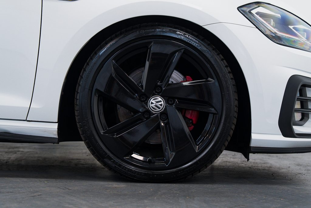 Volkswagen Golf Gti Tsi Dsg AF18EBP White #2