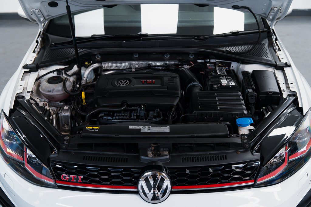 Volkswagen Golf Gti Tsi Dsg AF18EBP White #3