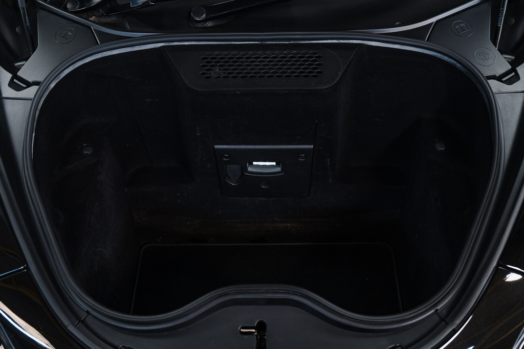 McLaren 570S  Black #56