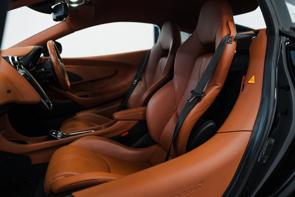 McLaren 570S  Black #50