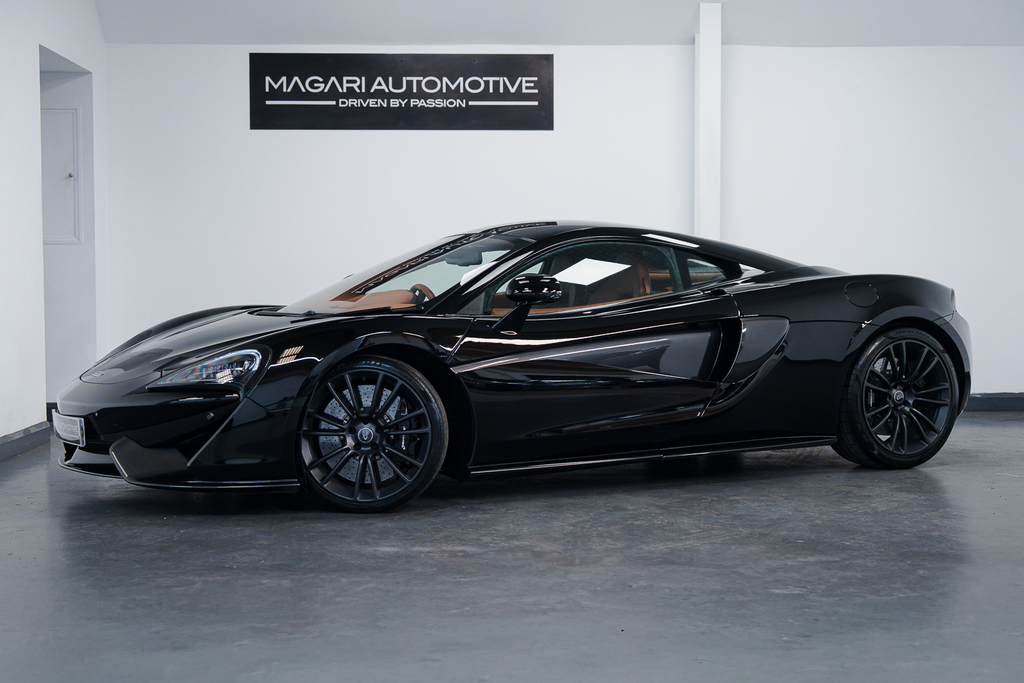 McLaren 570S Petrol T11XMR Black #4