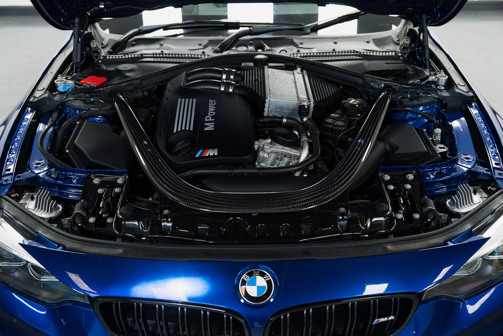BMW M4 Petrol Blue #3