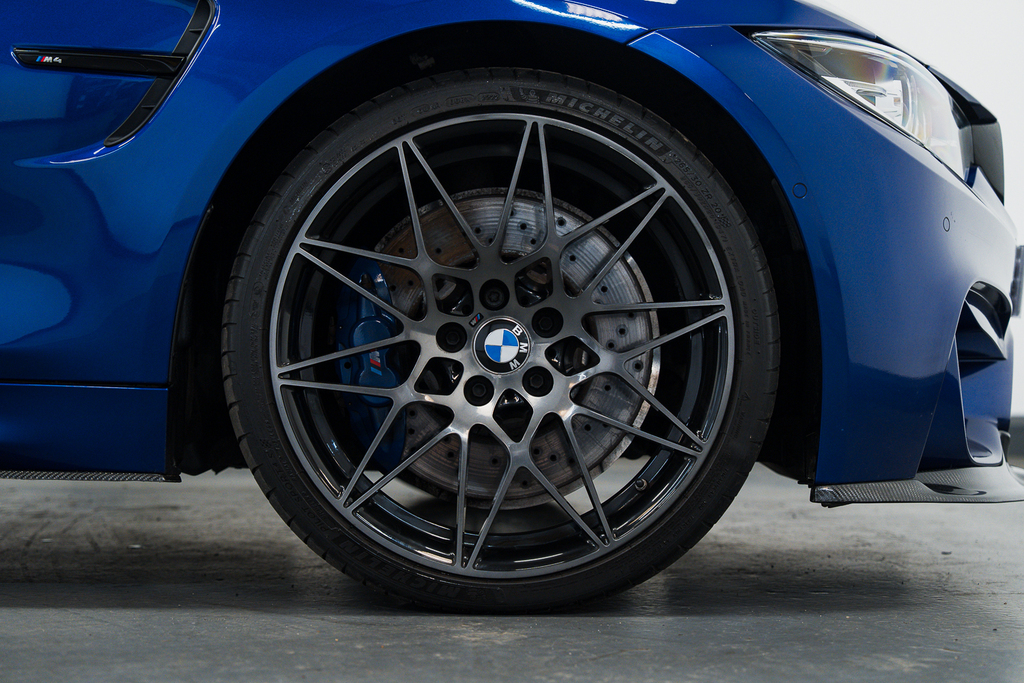 BMW M4 40I Xdrive Coupe Grey #33