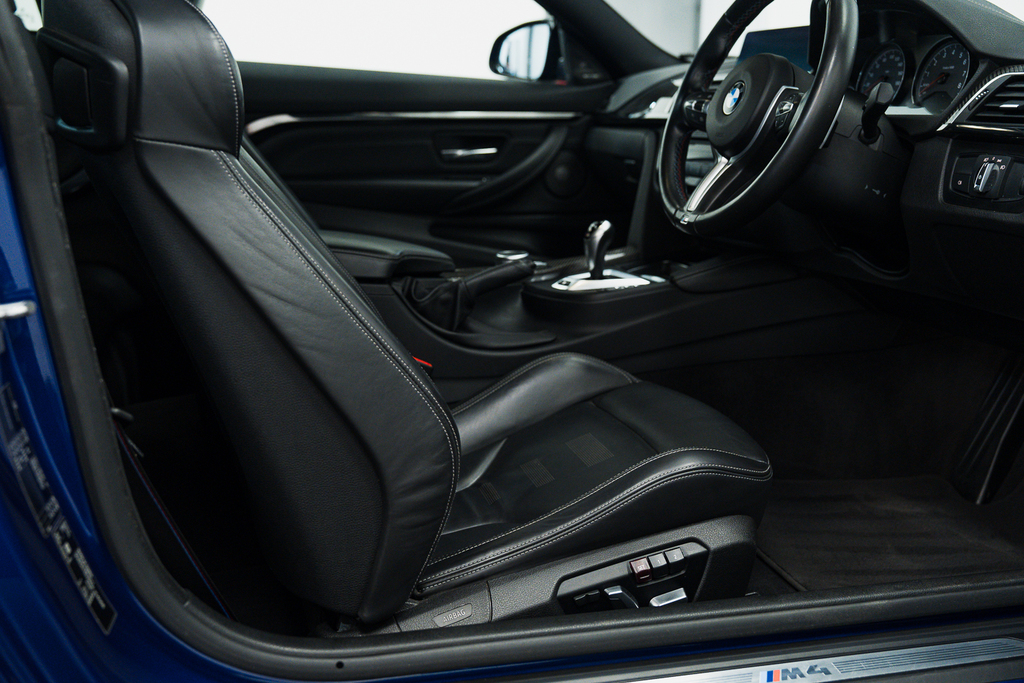 BMW M4 40I Xdrive Coupe Grey #37