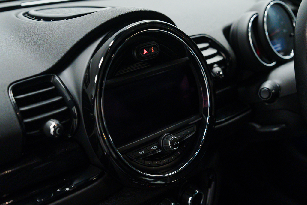 Mini Clubman Cooper Classic White #43