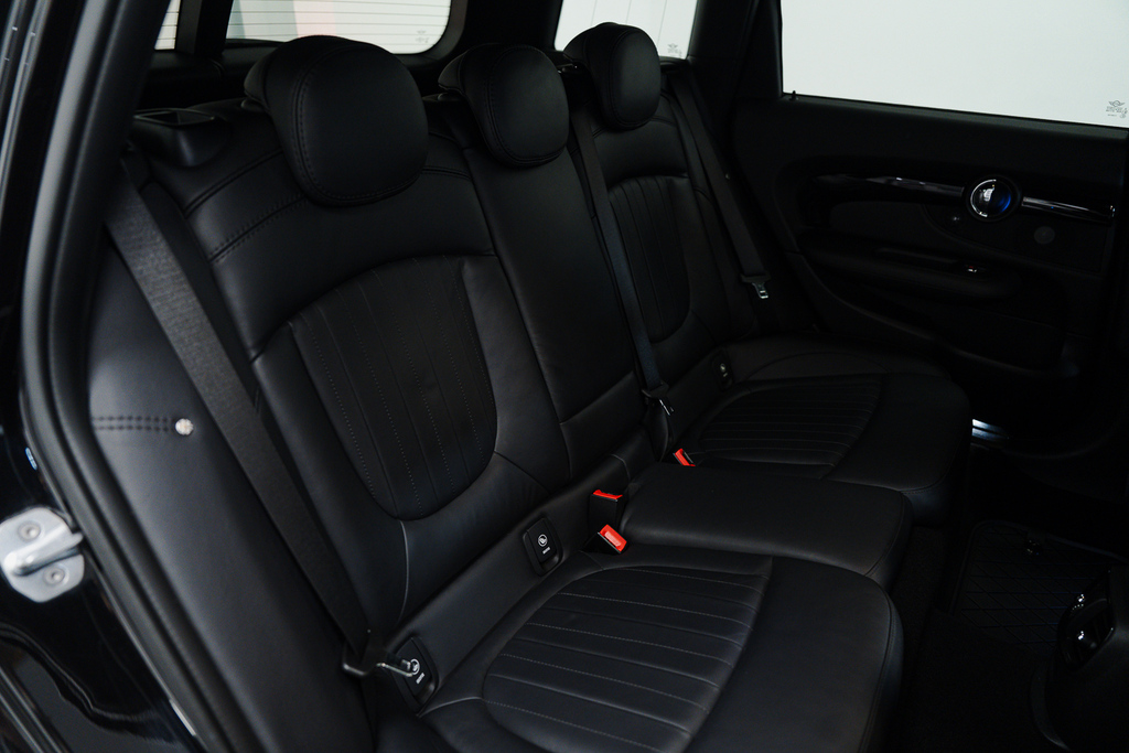 Mini Clubman Cooper Classic White #59