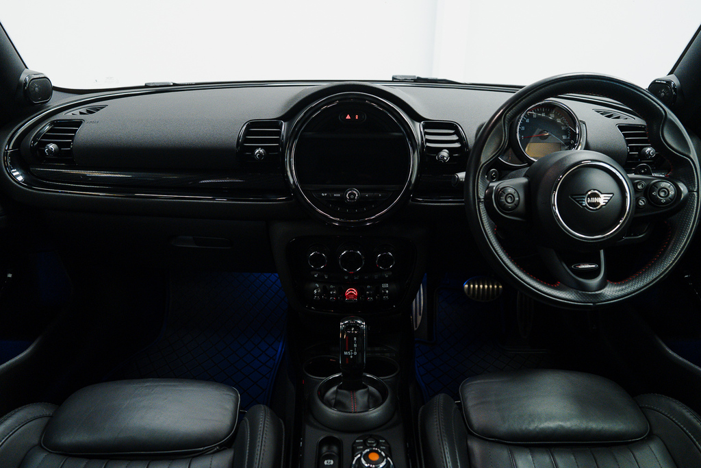 Mini Clubman Cooper Classic White #42