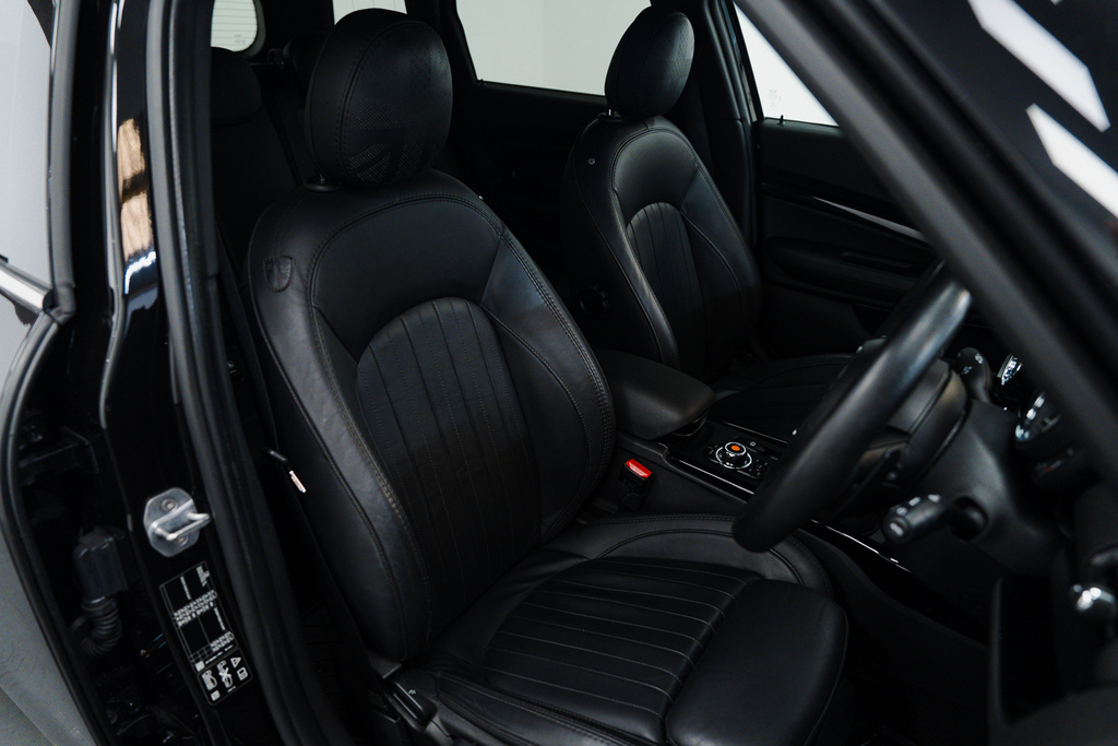 Mini Clubman Petrol Black