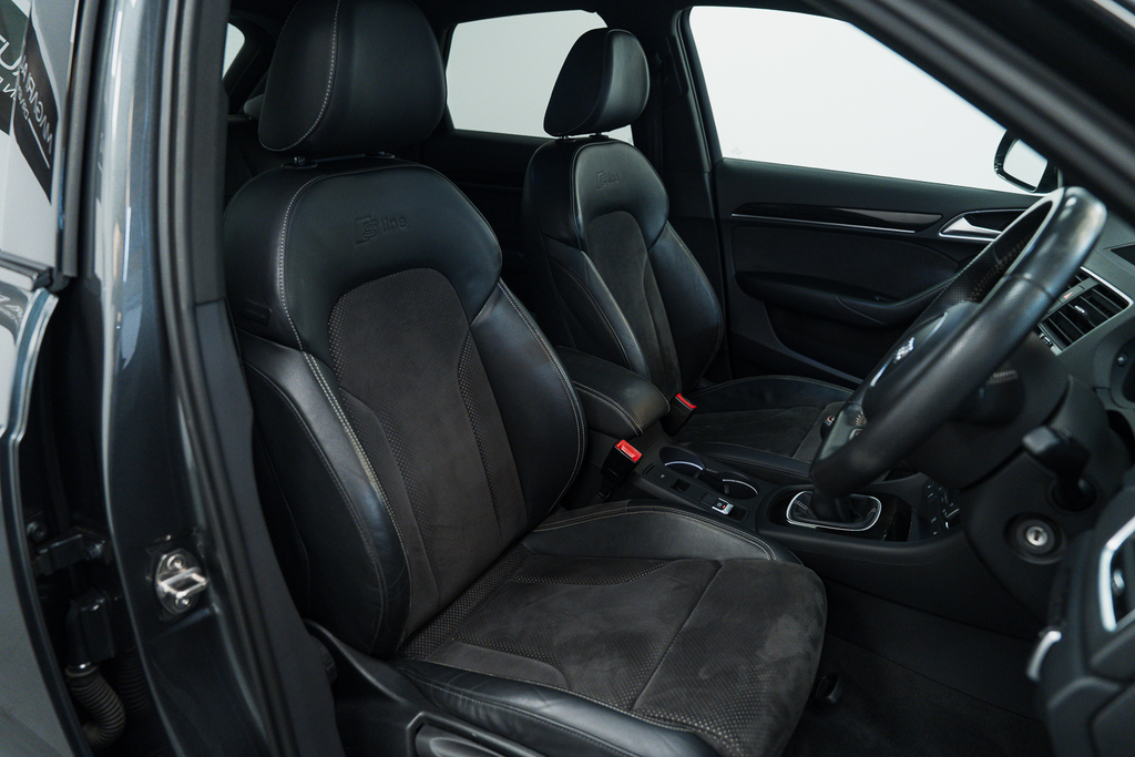 Audi Q3 Diesel Grey