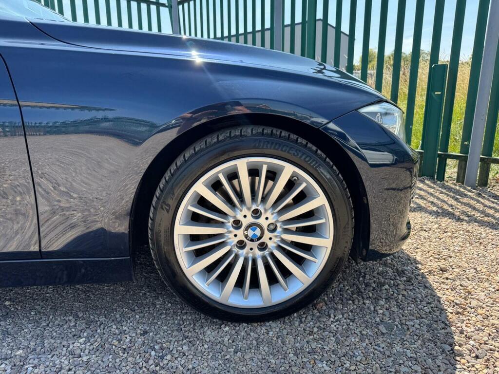 BMW 3 Series 3.0 330D Blueperformance Luxury Touring Euro Blue #6