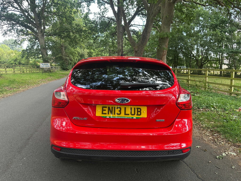 Ford Focus 1.0T Ecoboost Zetec Hatchback Eu EN13LUB Red #4