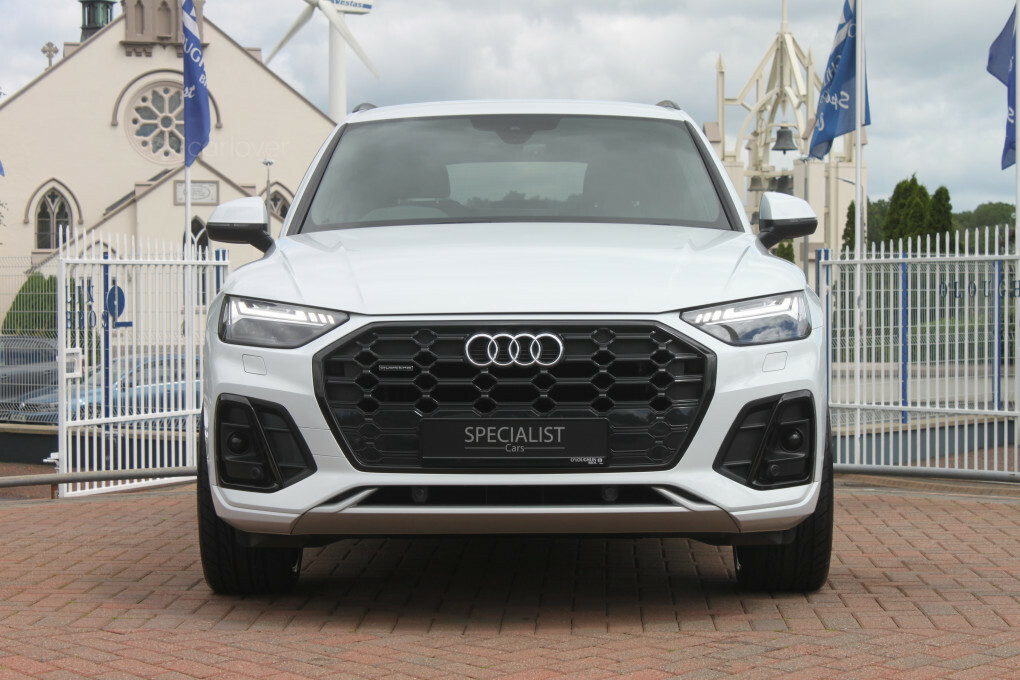 Audi Q5 S Line 40 Tdi Mhev Quattro OV22XKN #4