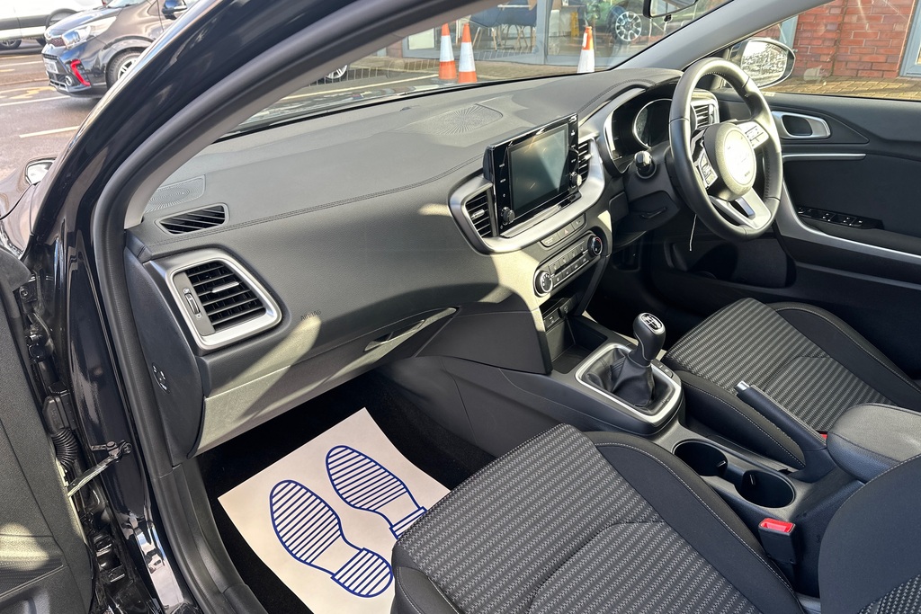 Kia Ceed 1.5 T-gdi 3 Sportswagon Dct Euro 6 Ss Silver #12