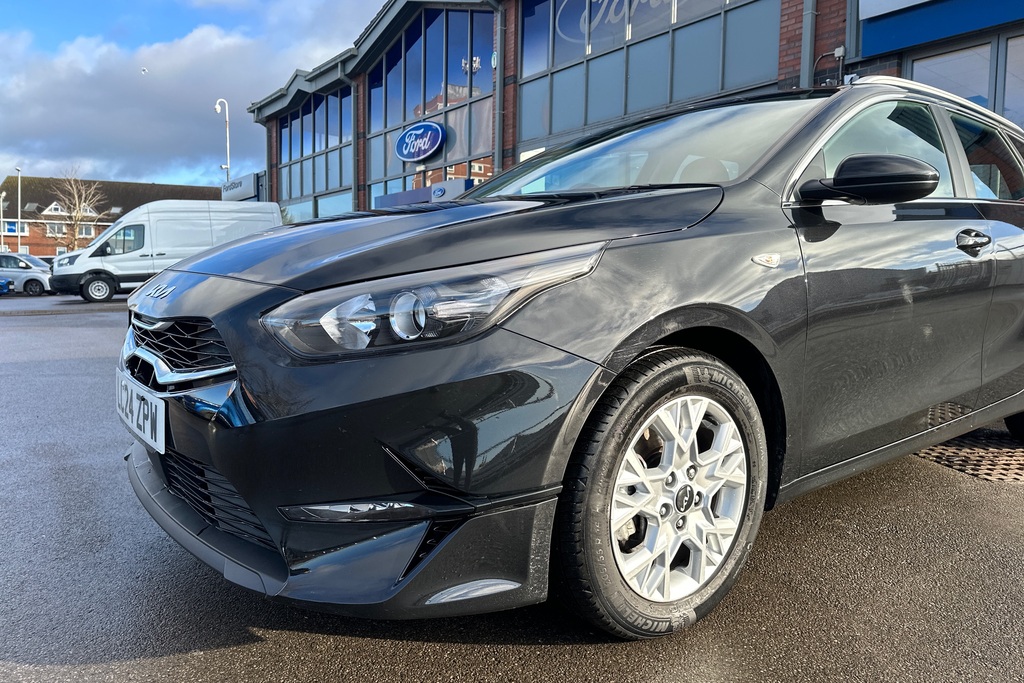 Kia Ceed 1.5 T-gdi 3 Sportswagon Dct Euro 6 Ss Silver #25