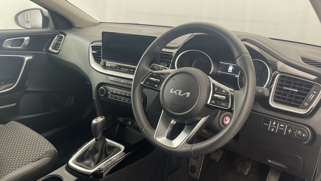 Kia Ceed 1.5 T Gdi 3 Sportswagon Dct Euro 6 Ss Black #7