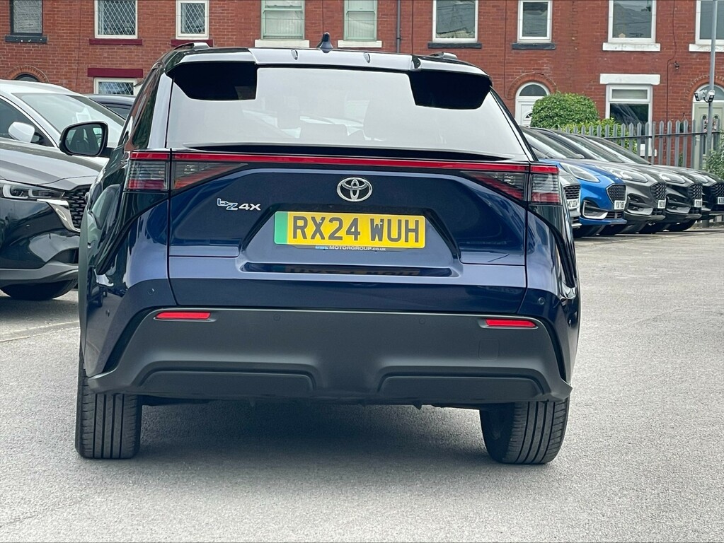 Toyota bZ4X 71.4 Kwh Pure 11Kw Obc  #7