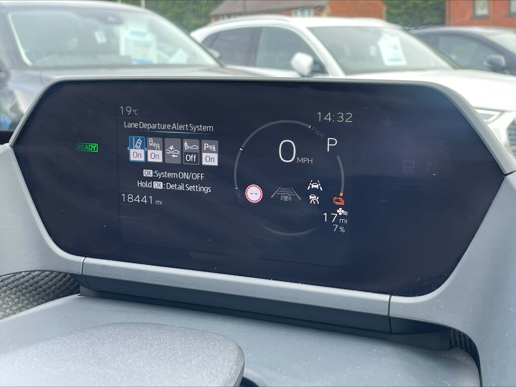 Toyota bZ4X 71.4 Kwh Pure 11Kw Obc  #24