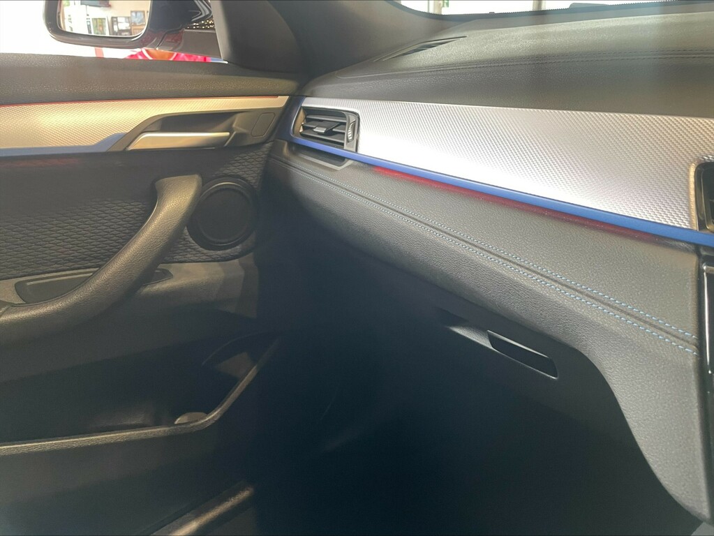 BMW X2 Sdrive 18D Sport Step Orange #16