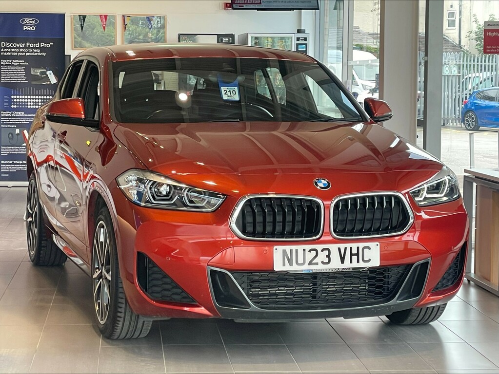 BMW X2 Sdrive 18I 136 M Sport Orange #2
