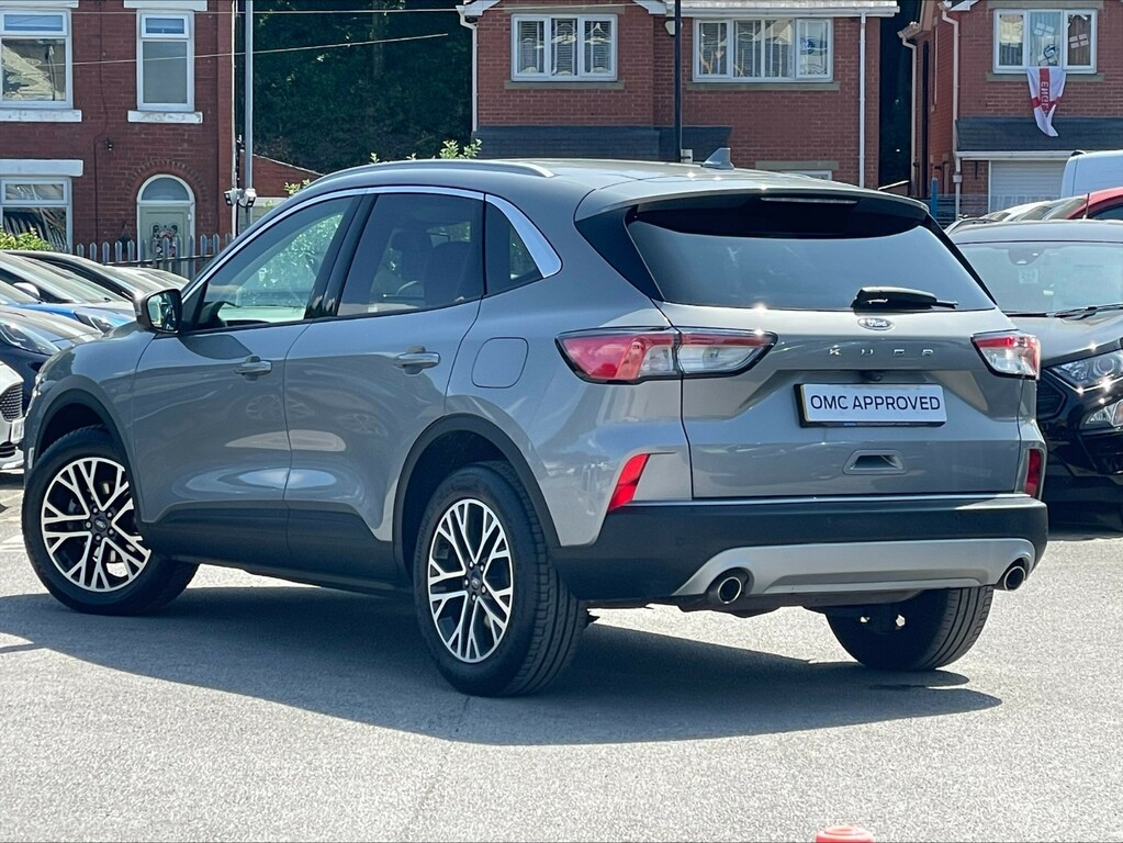 Ford Kuga 1.5 Ecoboost 150 Titanium Edition Silver #3