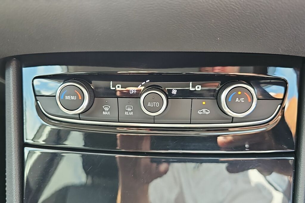 Vauxhall Grandland X Tech Line Nav Blue #26