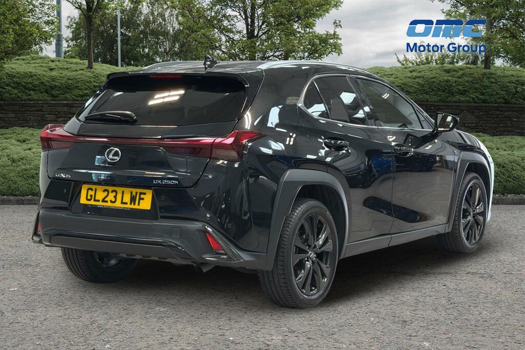 Lexus UX 250H 2.0 F-sport Design Cvt Black #4