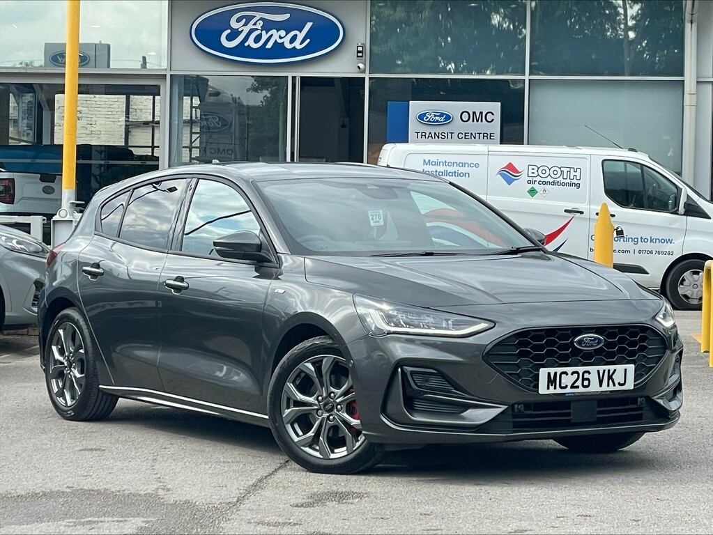 Ford Focus St-line X Edition 1.0 Mhev 155Ps Red #1