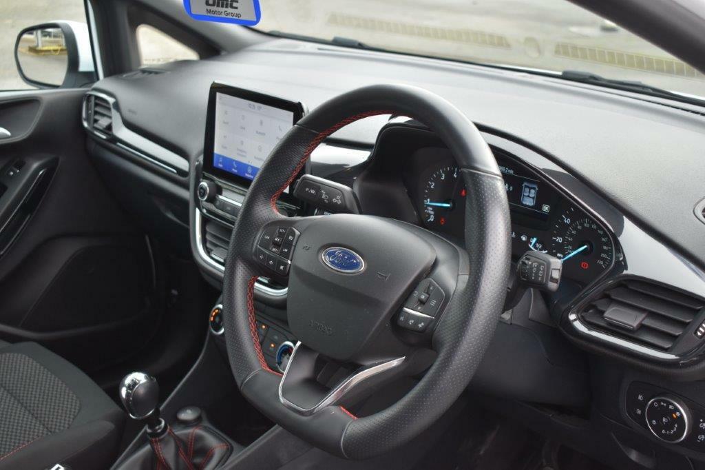 Ford Fiesta 1.0 Ecoboost 95 Trend White #16