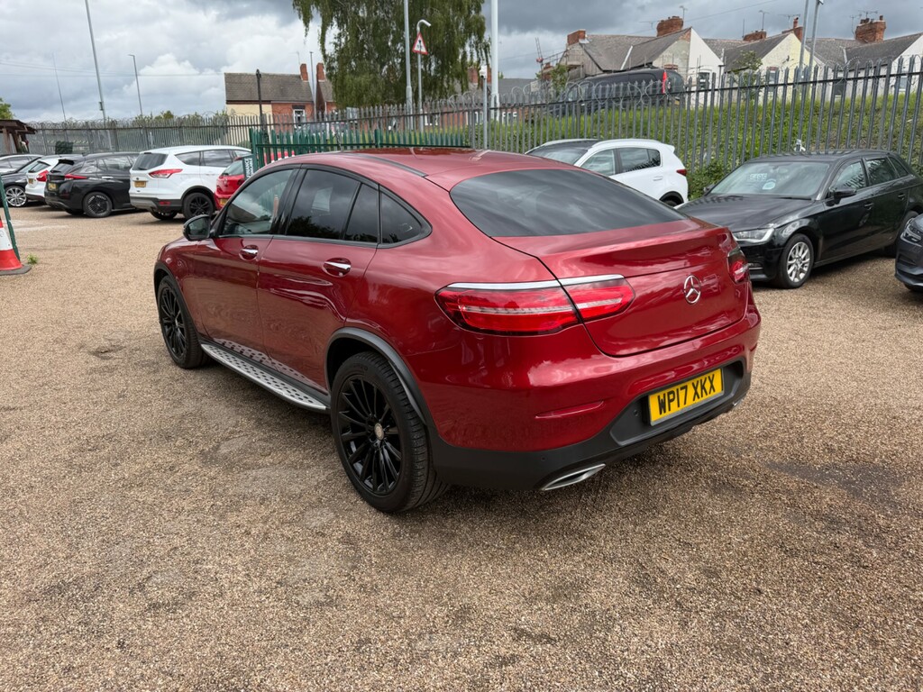 Mercedes-Benz 220 Glc D 4Matic Amg Line Premium Plus Red #4