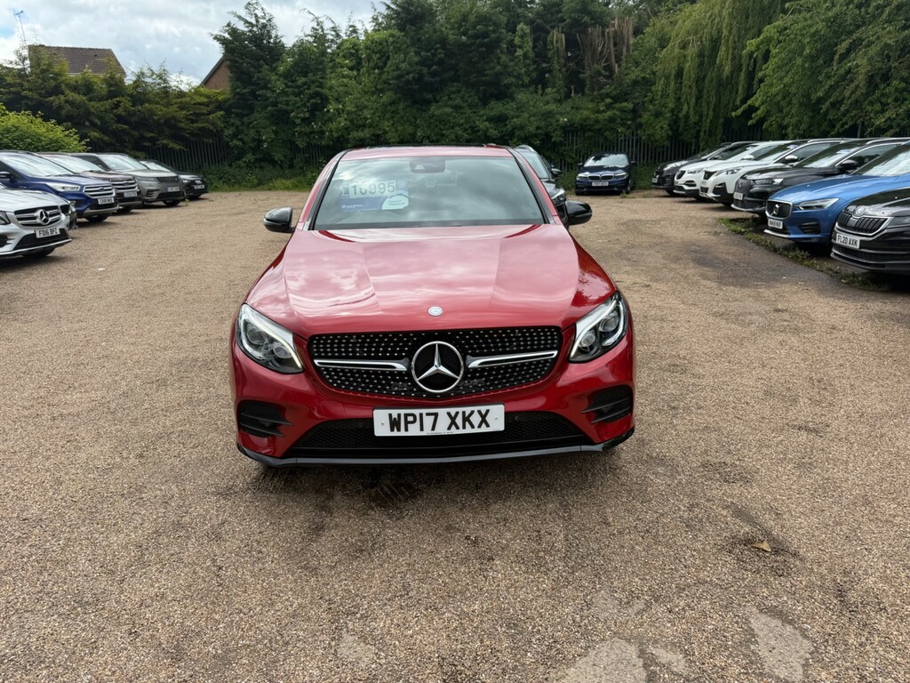 Mercedes-Benz 220 Glc D 4Matic Amg Line Premium Plus Red