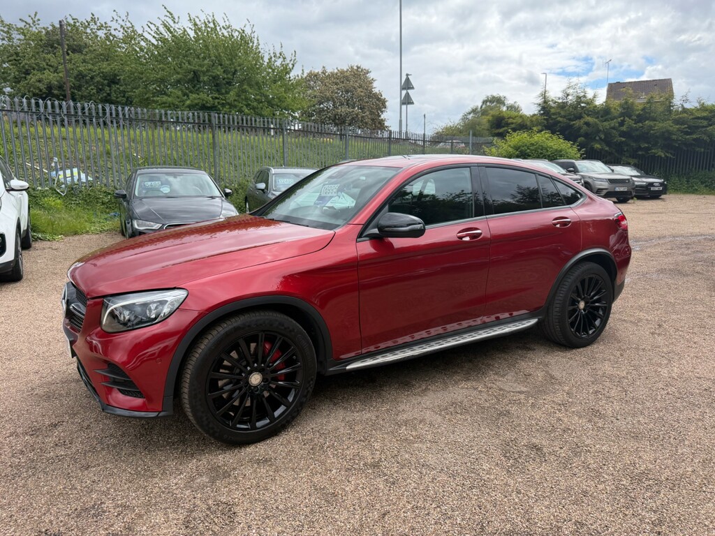 Mercedes-Benz 220 Glc D 4Matic Amg Line Premium Plus Red #2