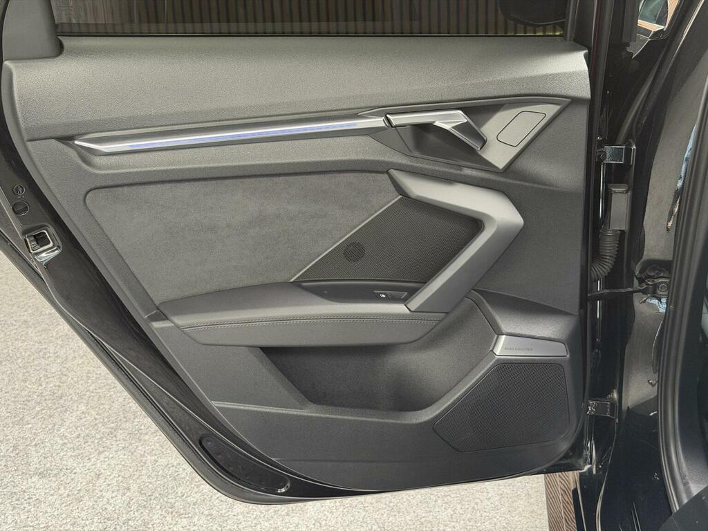 Audi RS3 Rs 3 Saloon Carbon Black 400 Ps S Tronic Blue #24