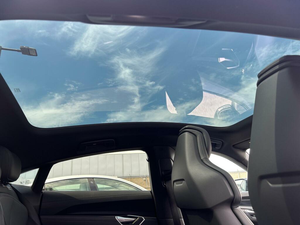 Audi E Tron GT 93.4Kwh Quattro YF23LWY Black #2