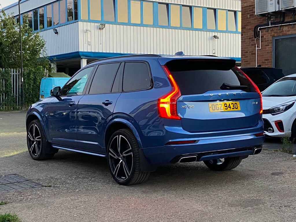 Volvo XC90 2.0 B5d 235 Momentum Pro Awd Geartronic Grey #10