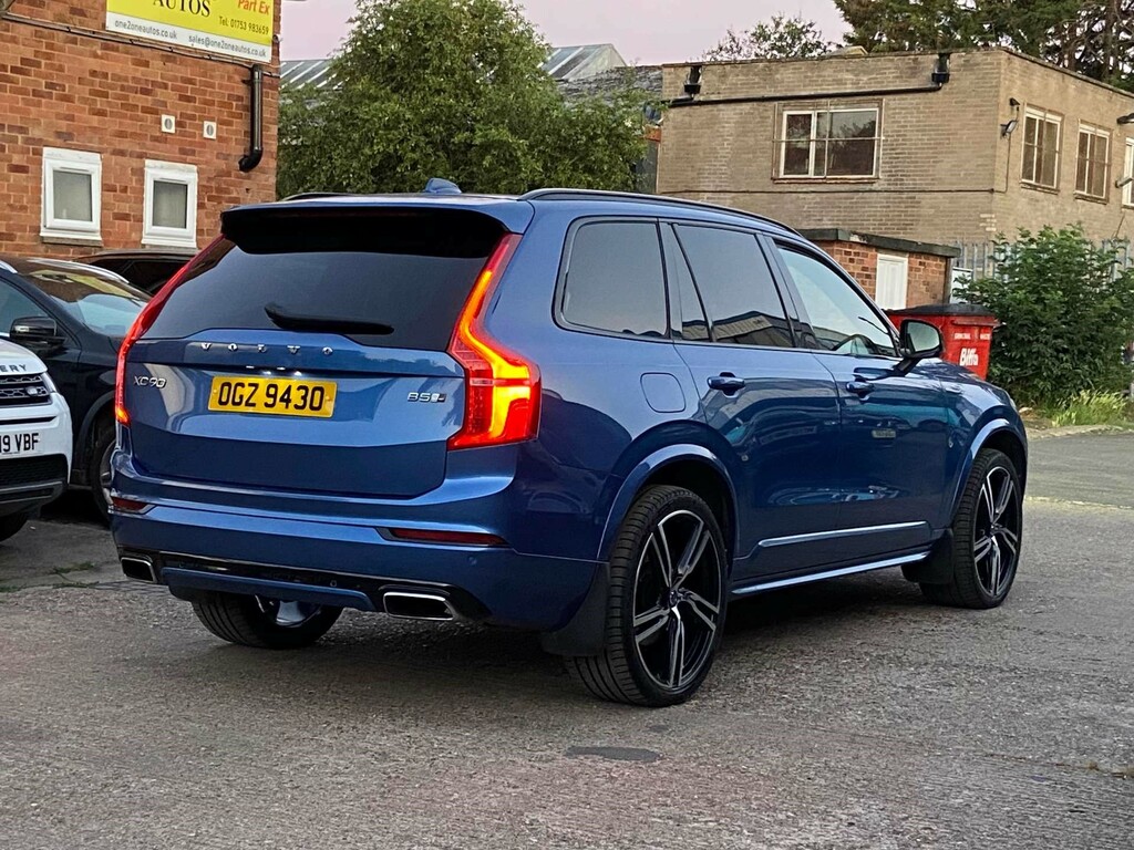 Volvo XC90 2.0 B5d 235 Momentum Pro Awd Geartronic Grey #9