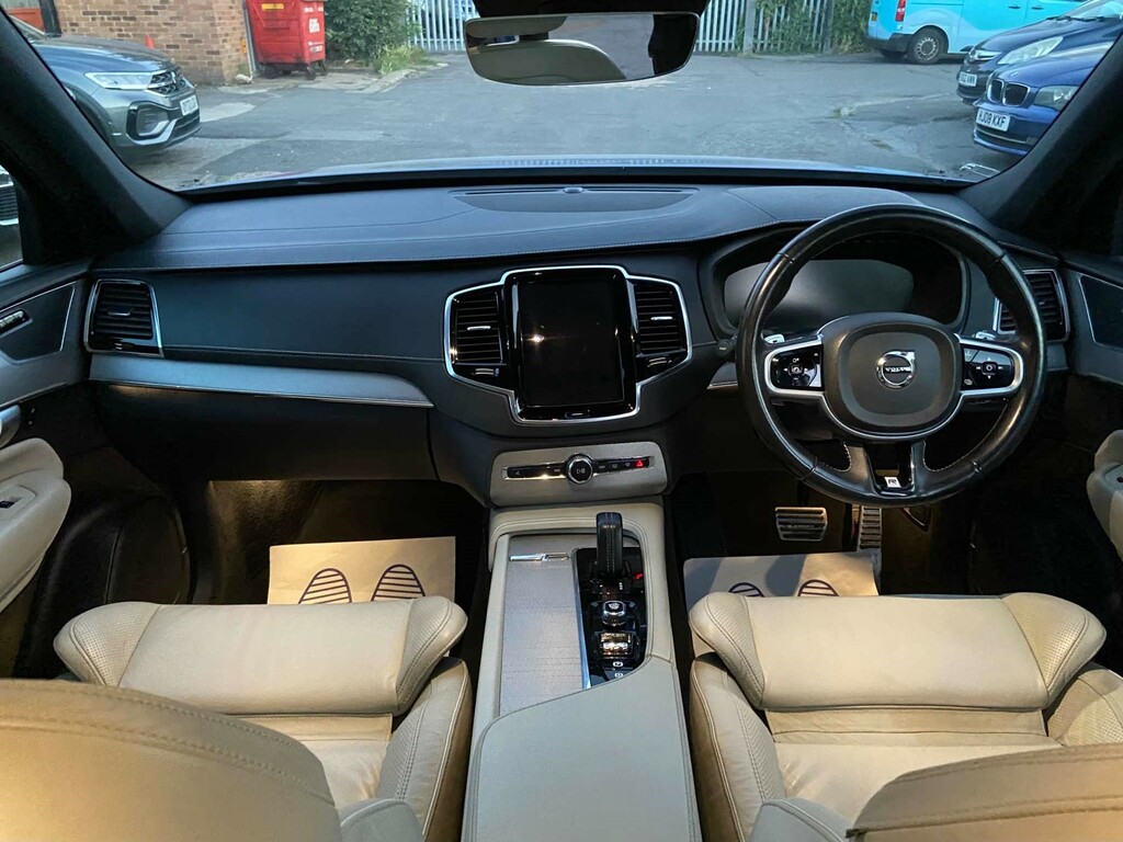 Volvo XC90 2.0 B5d 235 Momentum Pro Awd Geartronic Grey #18