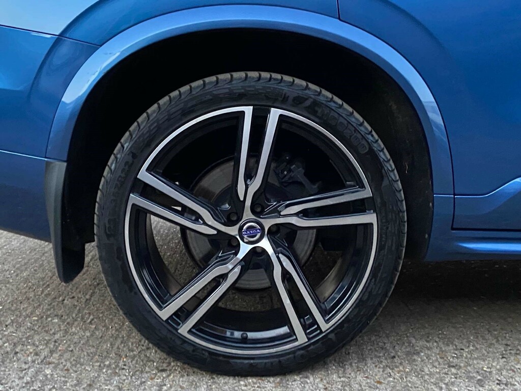 Volvo XC90 2.0 B5d 235 Momentum Pro Awd Geartronic Grey #40