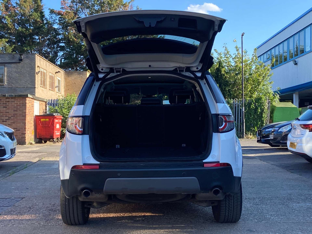 Land Rover Discovery Sport  Grey #42