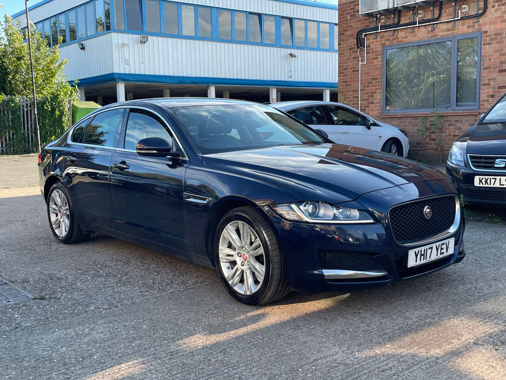 Jaguar XF Prestige Saloon Euro 6 Ss Blue #3