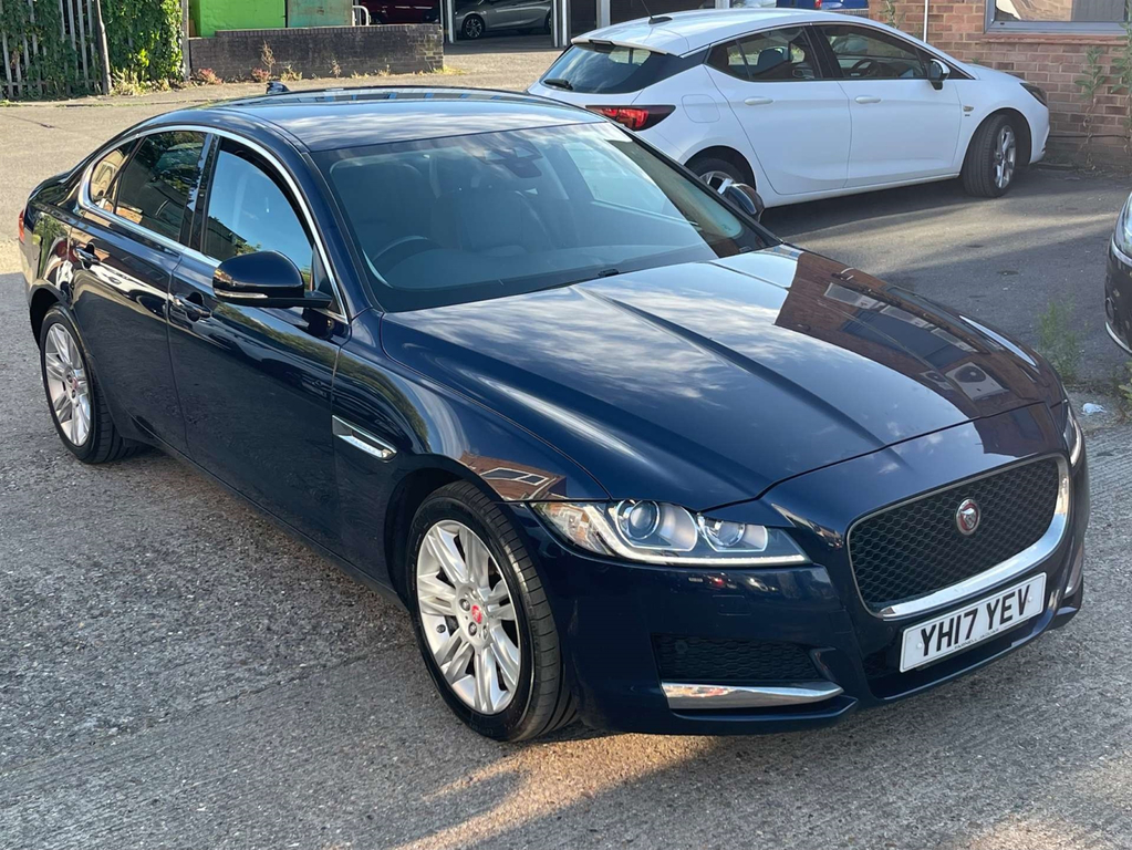 Jaguar XF Prestige Saloon Euro 6 Ss Blue #5