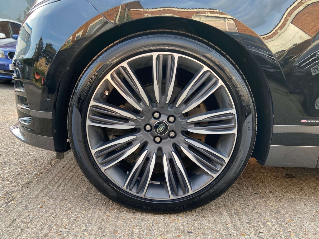 Land Rover Range Rover Velar Land Rover Estate 5.0 P550 Dynamic Black #38
