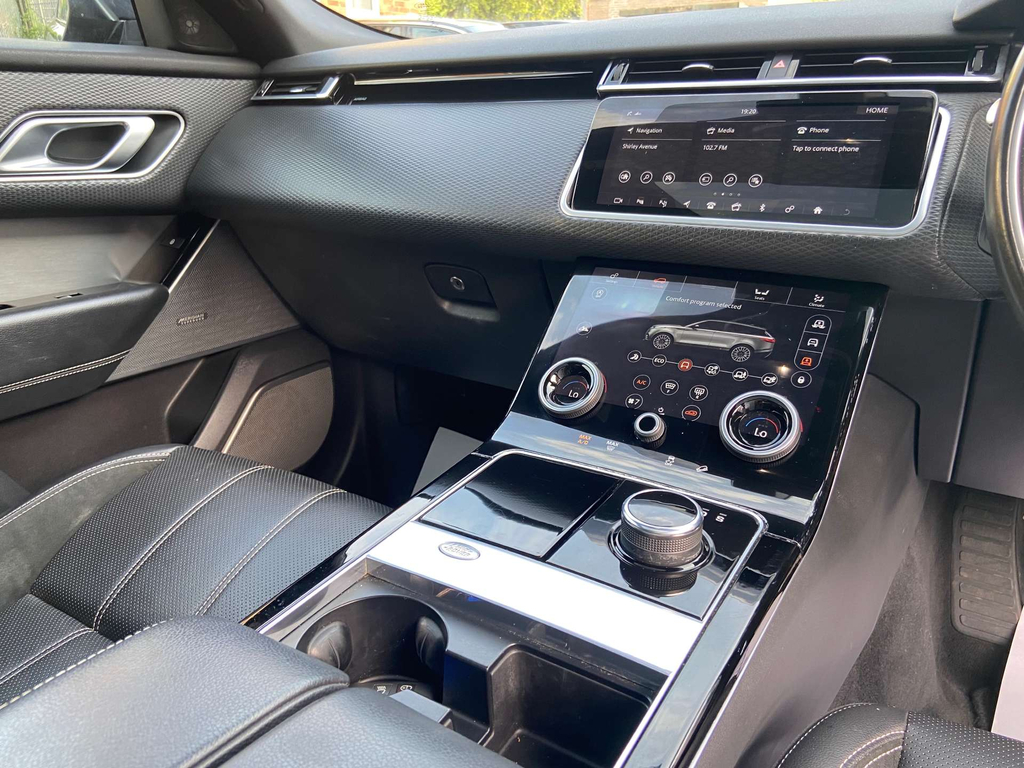 Land Rover Range Rover Velar Land Rover Estate 5.0 P550 Dynamic Black #46