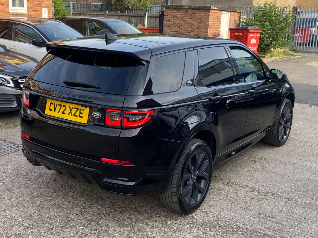 Land Rover Discovery Sport Sport S Black #38