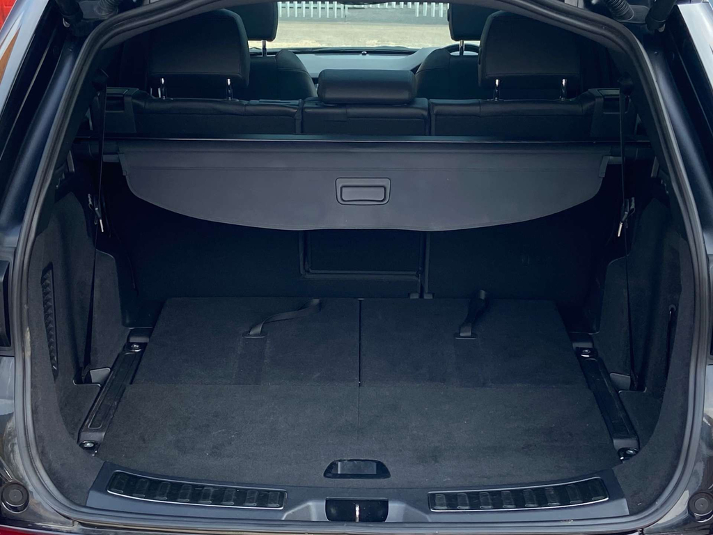 Land Rover Discovery Sport Sport S Black #10