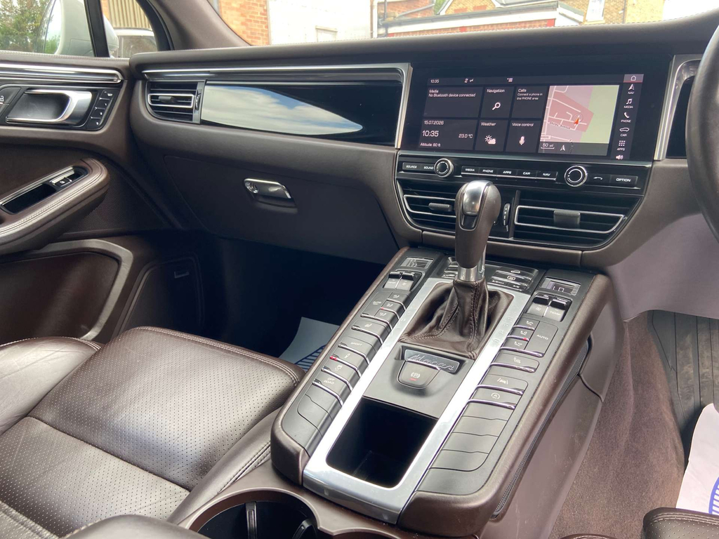 Porsche Macan Grey #19