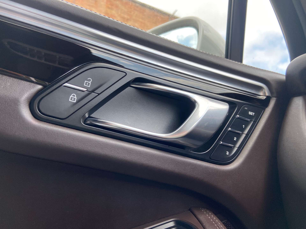 Porsche Macan Grey #58