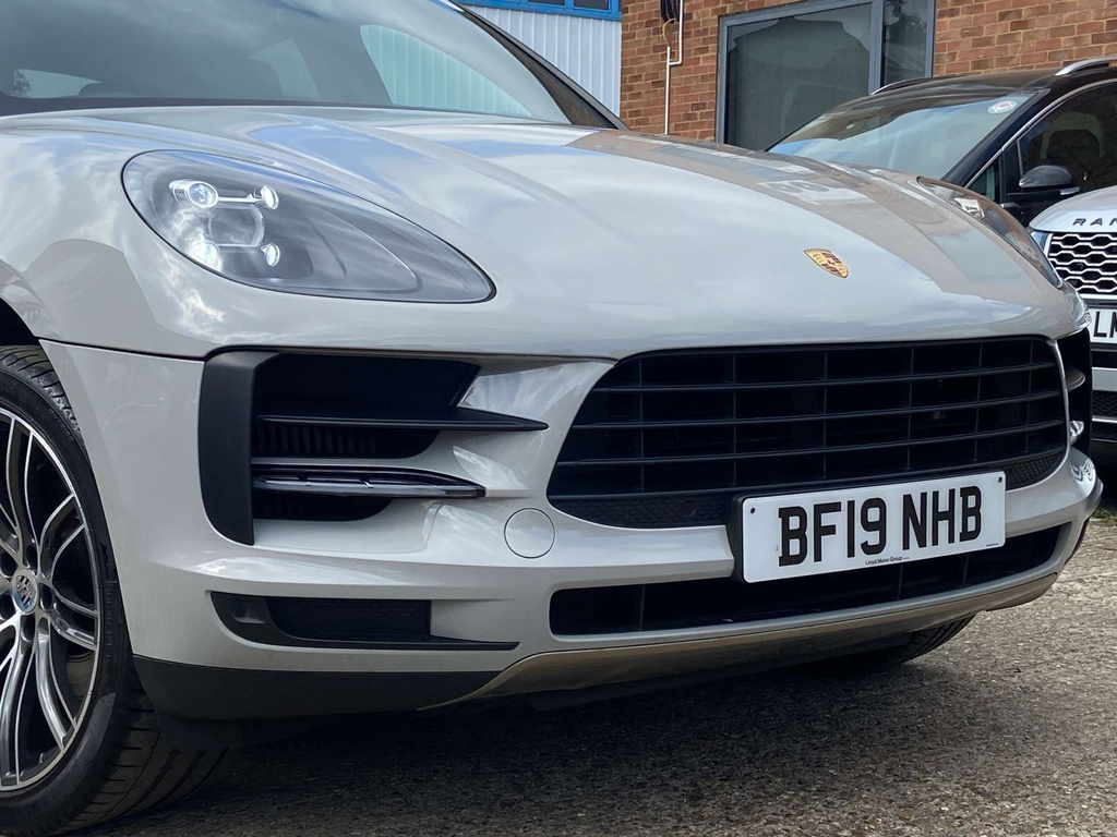 Porsche Macan Grey #27