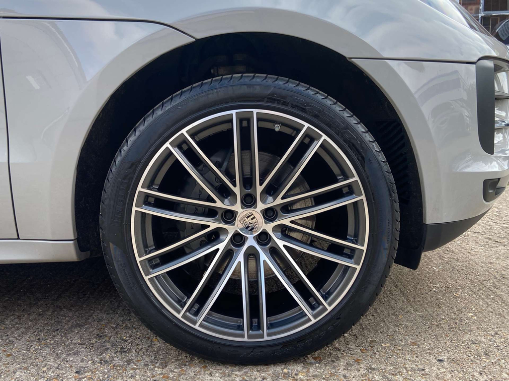 Porsche Macan Grey #37