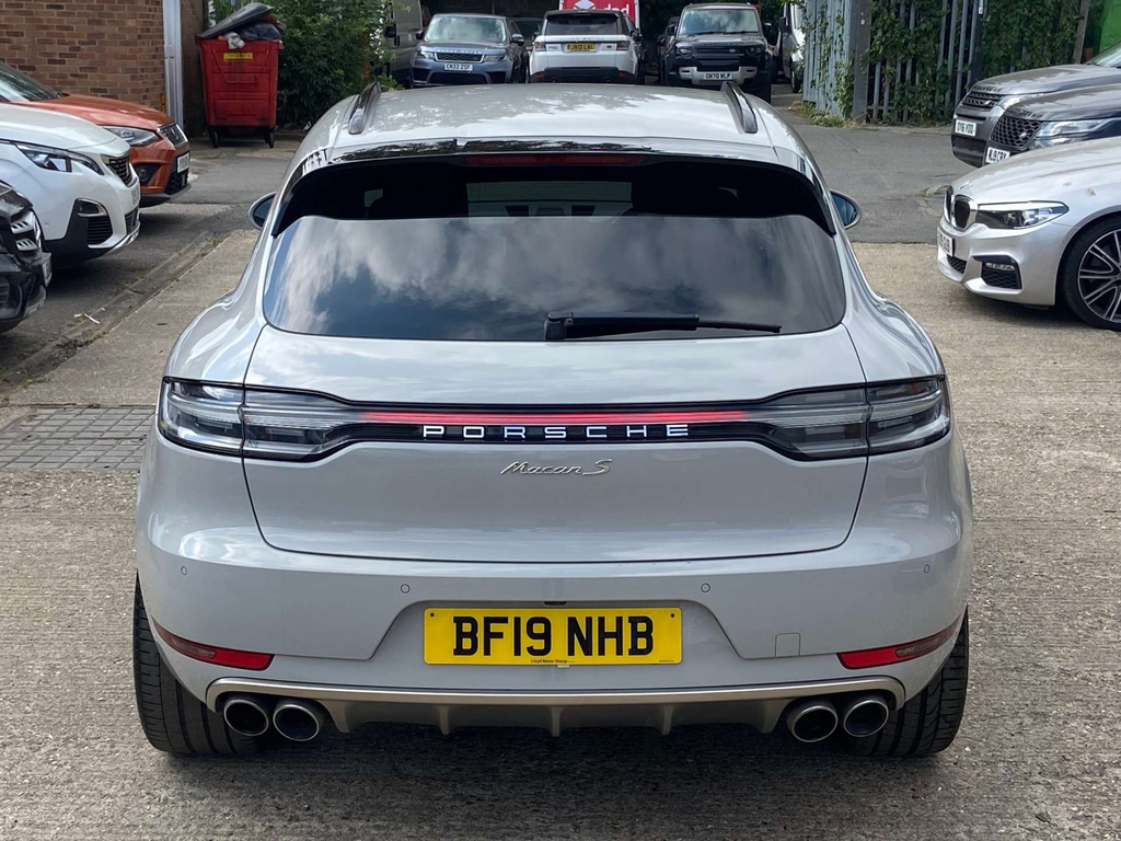 Porsche Macan Grey #26